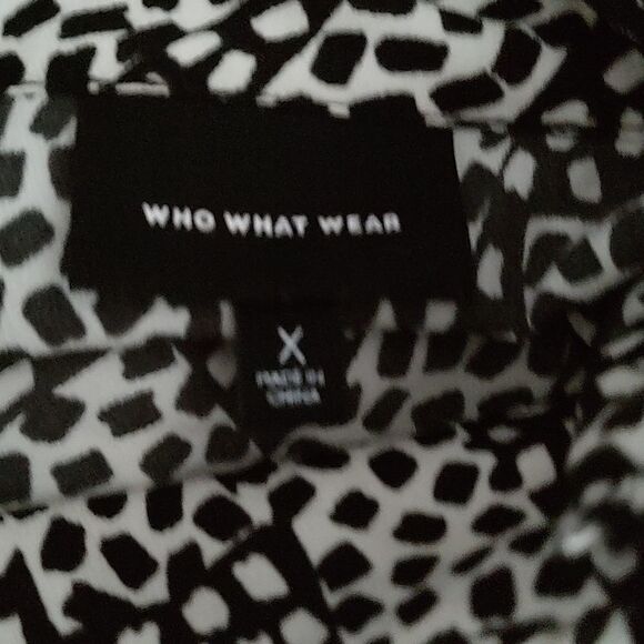 Who What Wear Plus Size Long Sleeve Asymmetric Button peplum Blouse Sz 16 - Picture 6 of 8